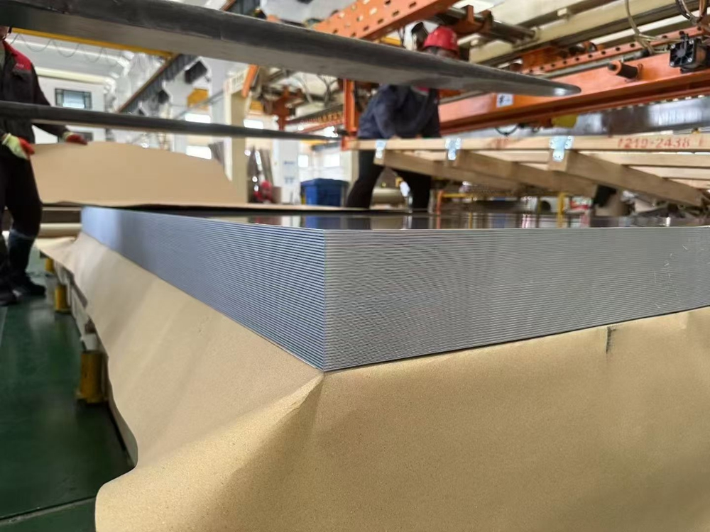 全球两大工业命脉同步拉响警报：印尼镍矿停产倒计时，刚果钴铜供应链迎双重大考